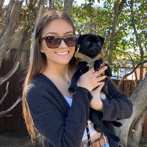 Meet your Posher, Amaya